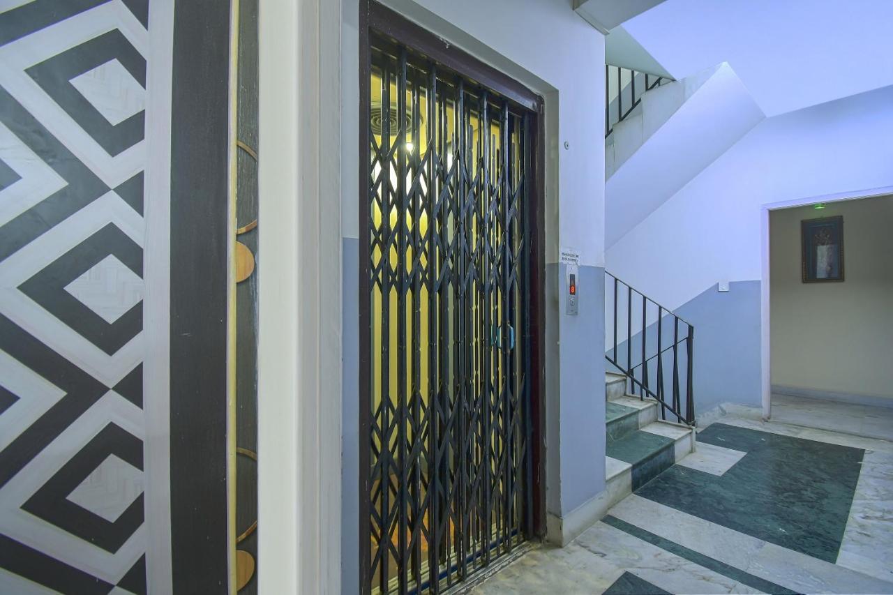 Super Collection O Bricks Inn Hazra Road Near Birla Mandir Calcutta Exterior foto